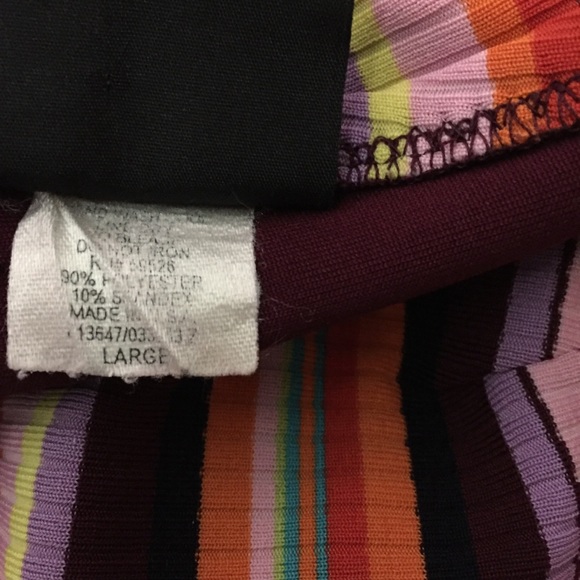 Becca Striped Bikini Top Size Large - Picture 5 of 6